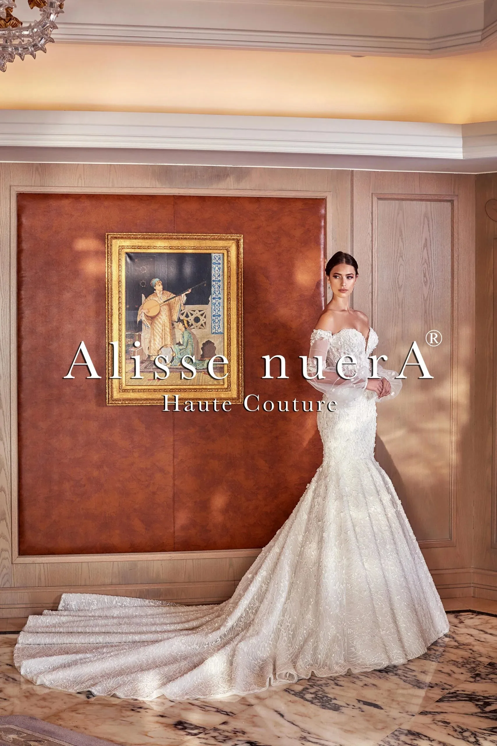 Removable Bishop Sleeve Trumpet Skirt Wedding Gown with Long Train